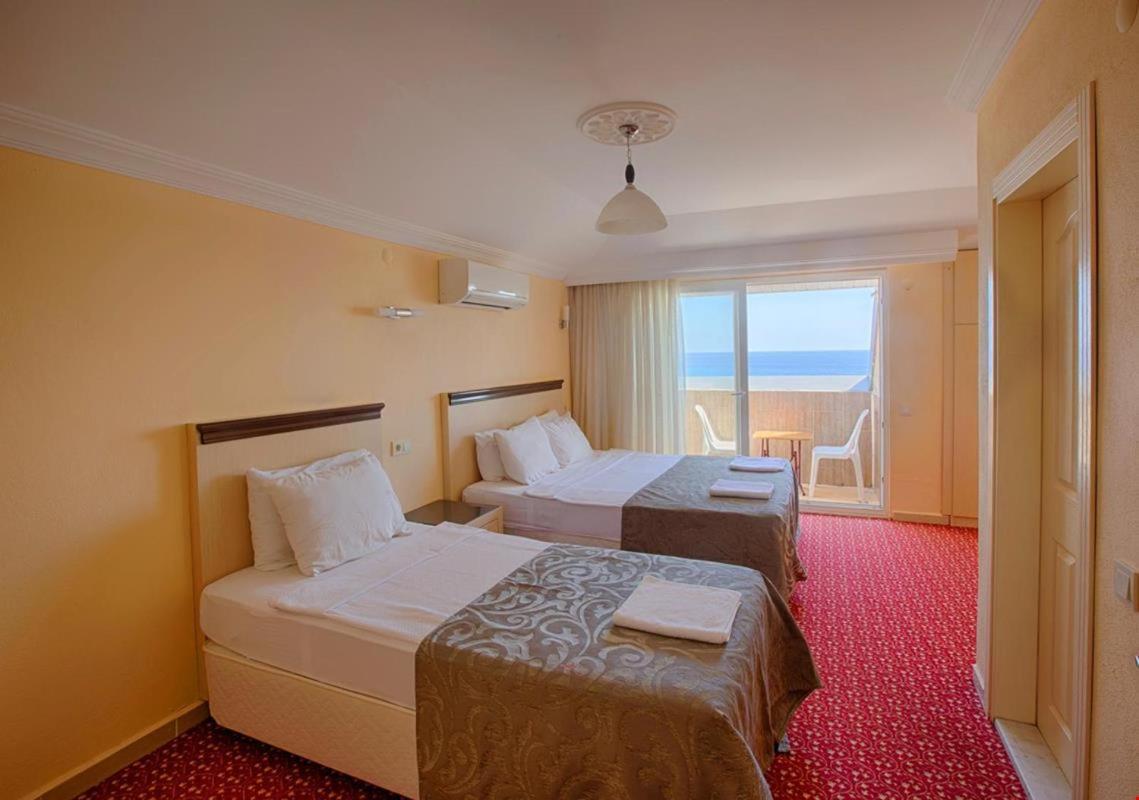 Azak Blue Otel Okurcalar Eksteriør billede
