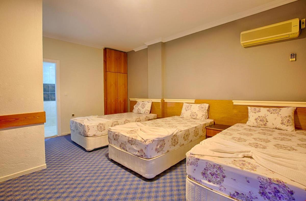 Azak Blue Otel Okurcalar Eksteriør billede